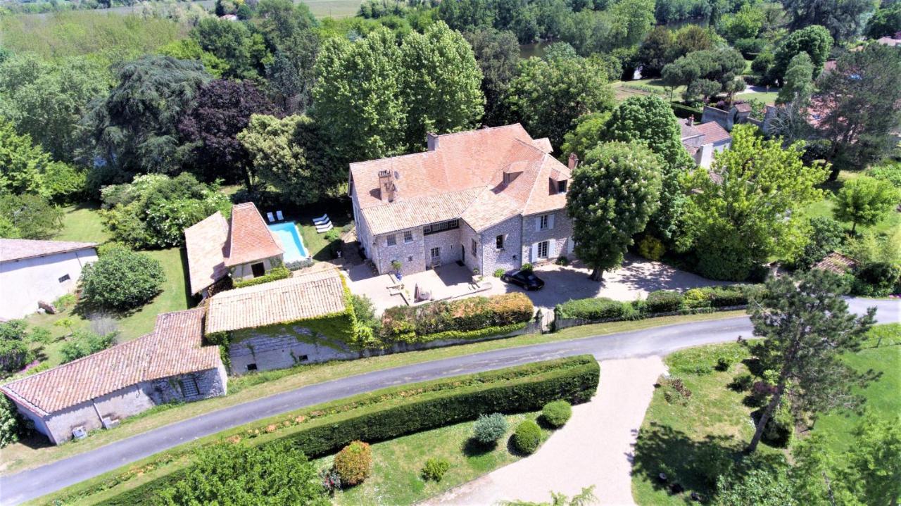 Manoir Du Bois Mignon Panzió Le Fleix Kültér fotó